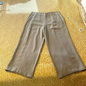 Tommy Bahama silk cropped pant